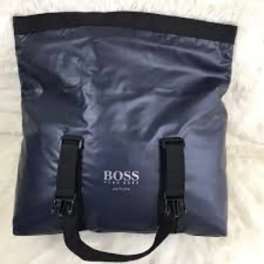 Hugo Boss Duffel Bag Gym Weekender Travel Carryon Designer Carrier